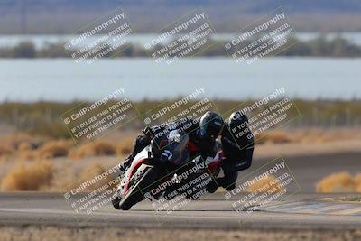 media/Dec-18-2022-SoCal Trackdays (Sun) [[8099a50955]]/Turn 14 (940am)/